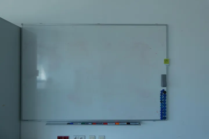 Legamaster Whiteboard Maße in cm ca. 180 x 120